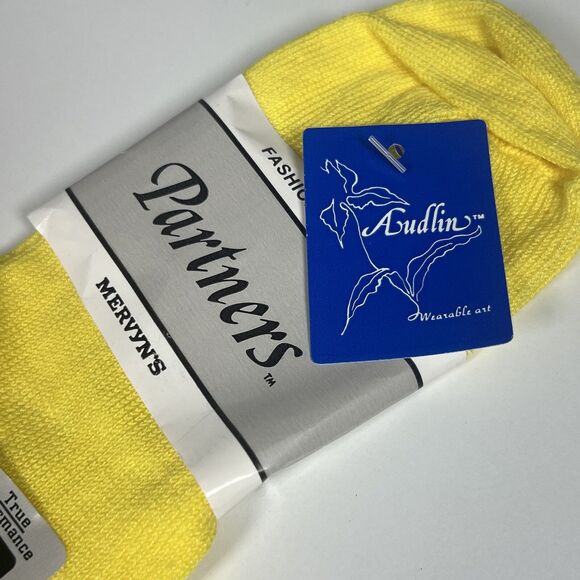 Vintage Mervyn’s Partners Yellow 80’s Cuffed Anklet Socks Women Size 9-11 NOS - Picture 4 of 6